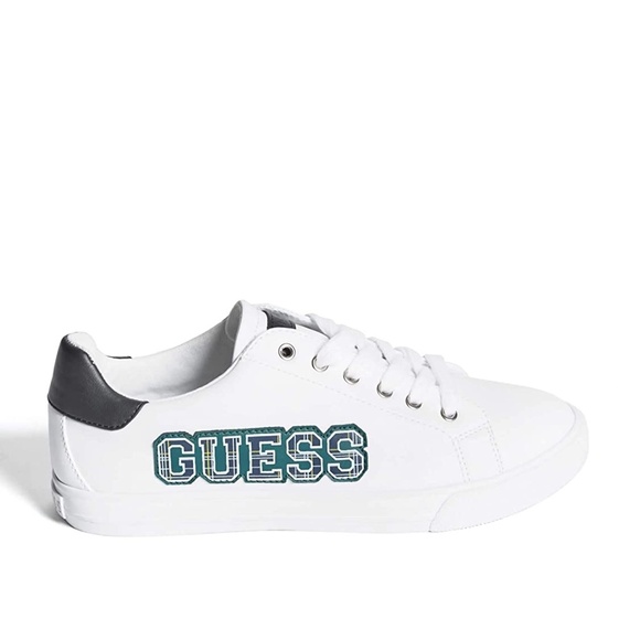 New GUESS Bearly Logo Low-Top Sneakers SZ 8.5 - Picture 2 of 8